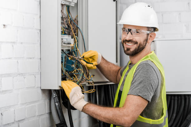 Best Emergency Electrician Near Me  in East Farmingdale, NY